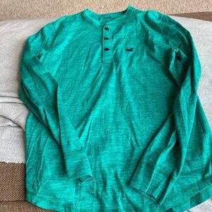 Men’s Hollister long sleeve shirt